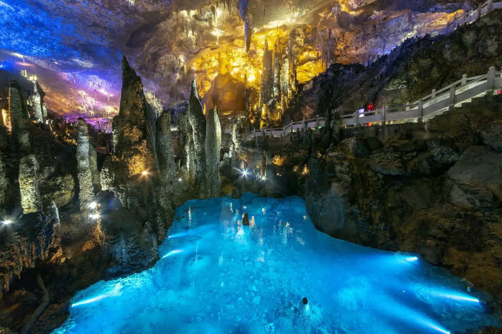 пещера Цзютянь