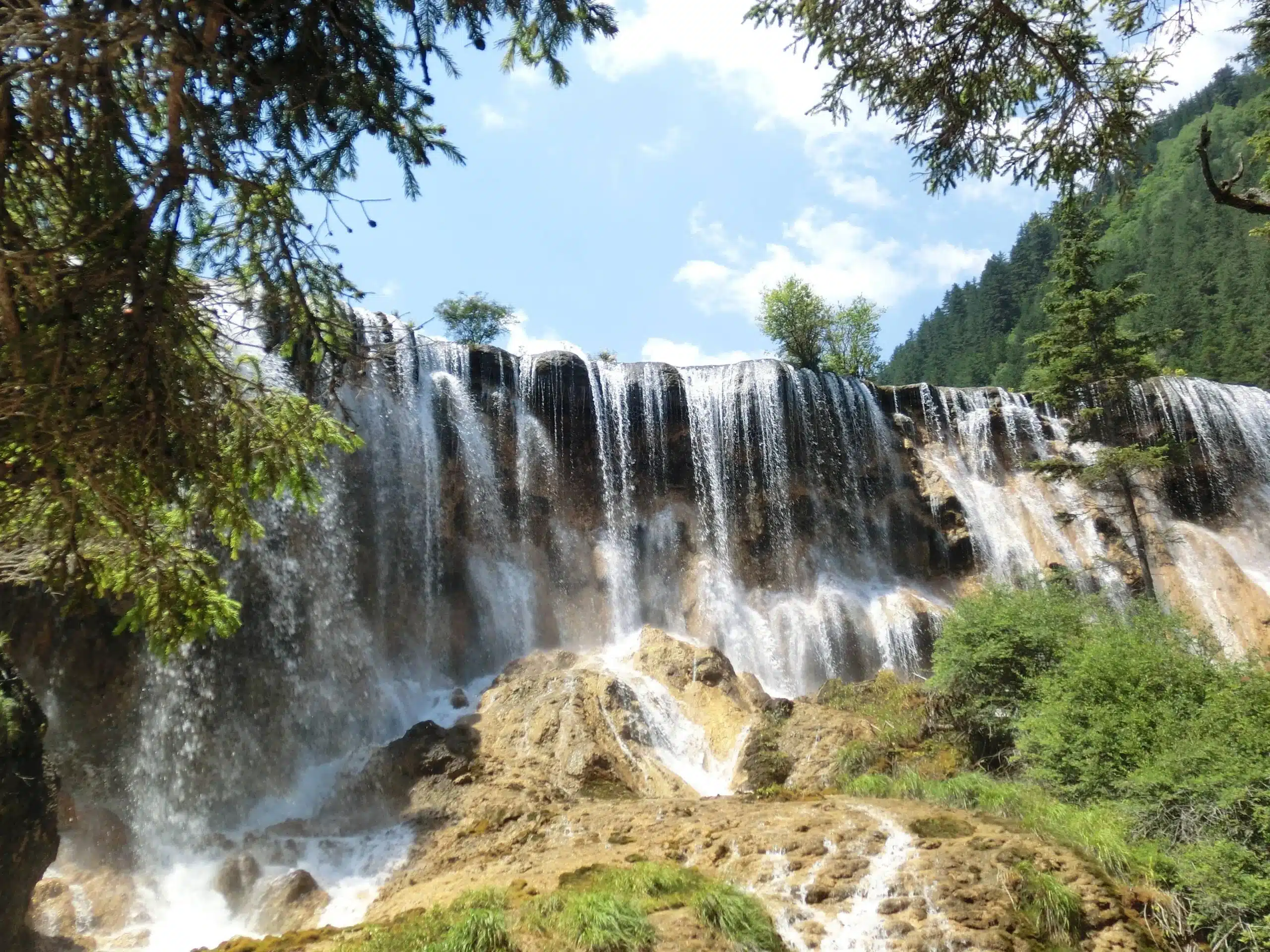Водопад Нуорилан