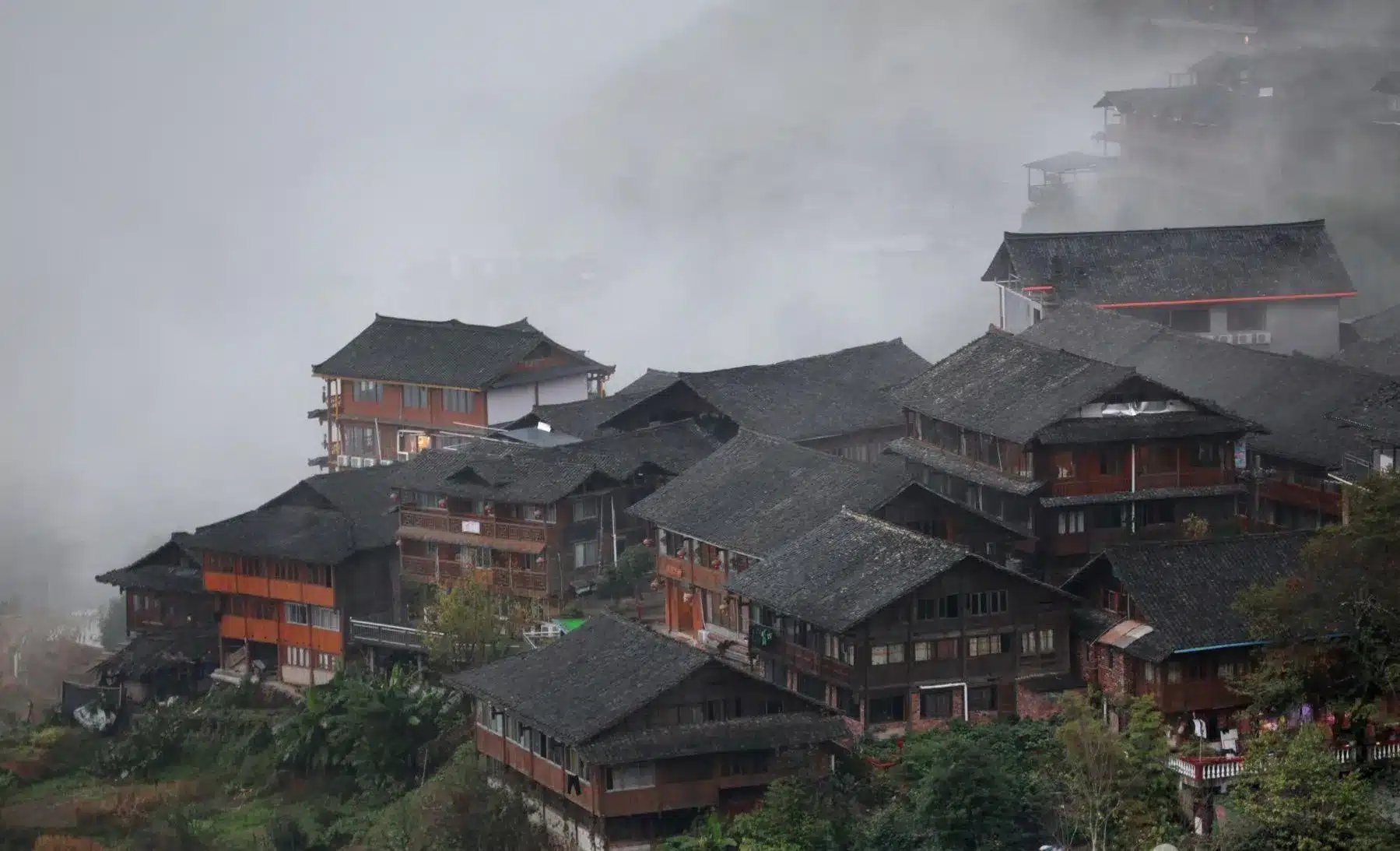 Остановитесь на ночь в местных деревнях