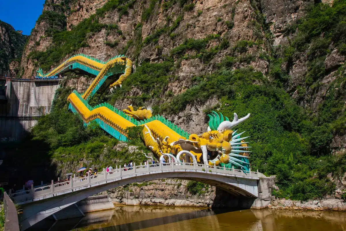 Ущелье Лунцин