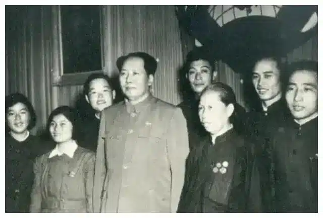 Мавзолей Мао Цзэдуна в Пекине