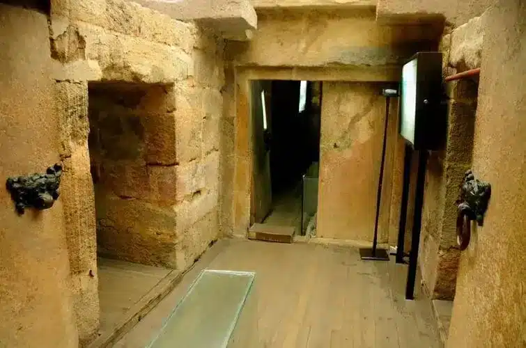 Гробница-музей царей княжества Наньюе 1