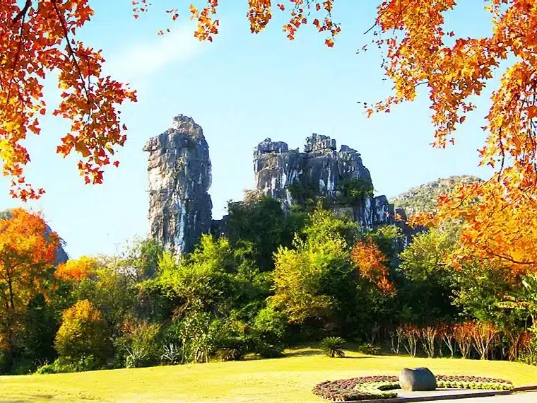 Парк «Семь звезд» в Гуйлине — Семь живописных пиков и природные тропы