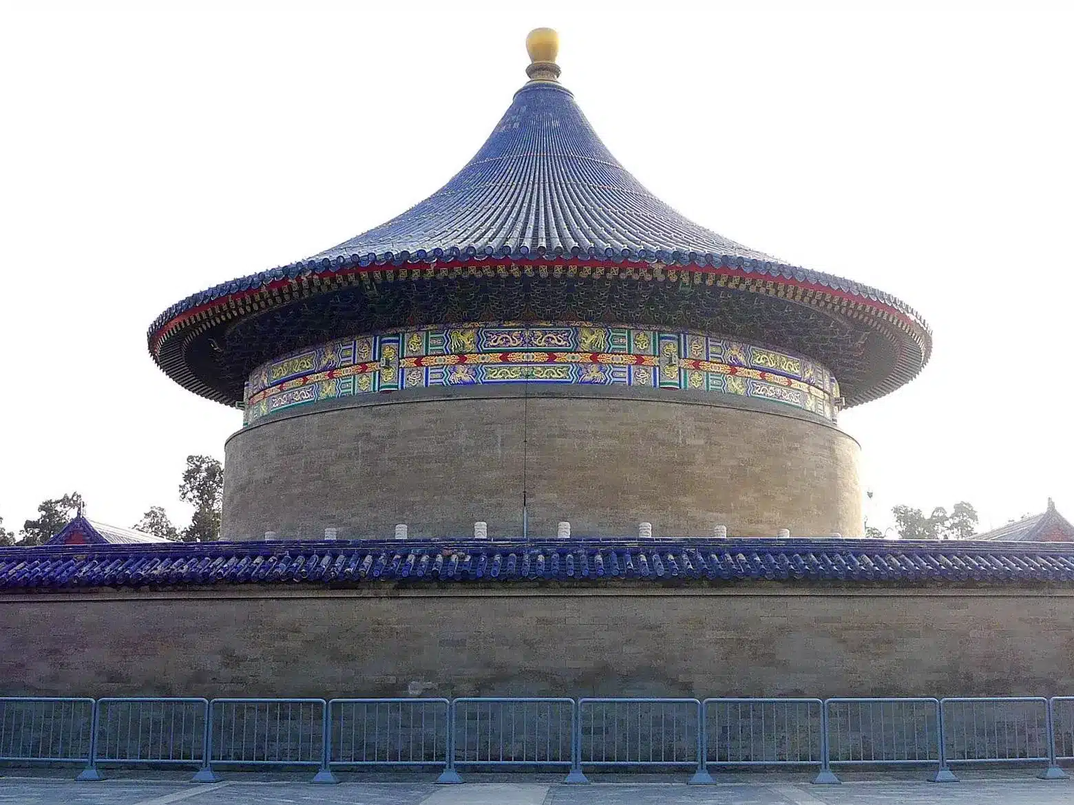 Хуаньинби (回音壁)