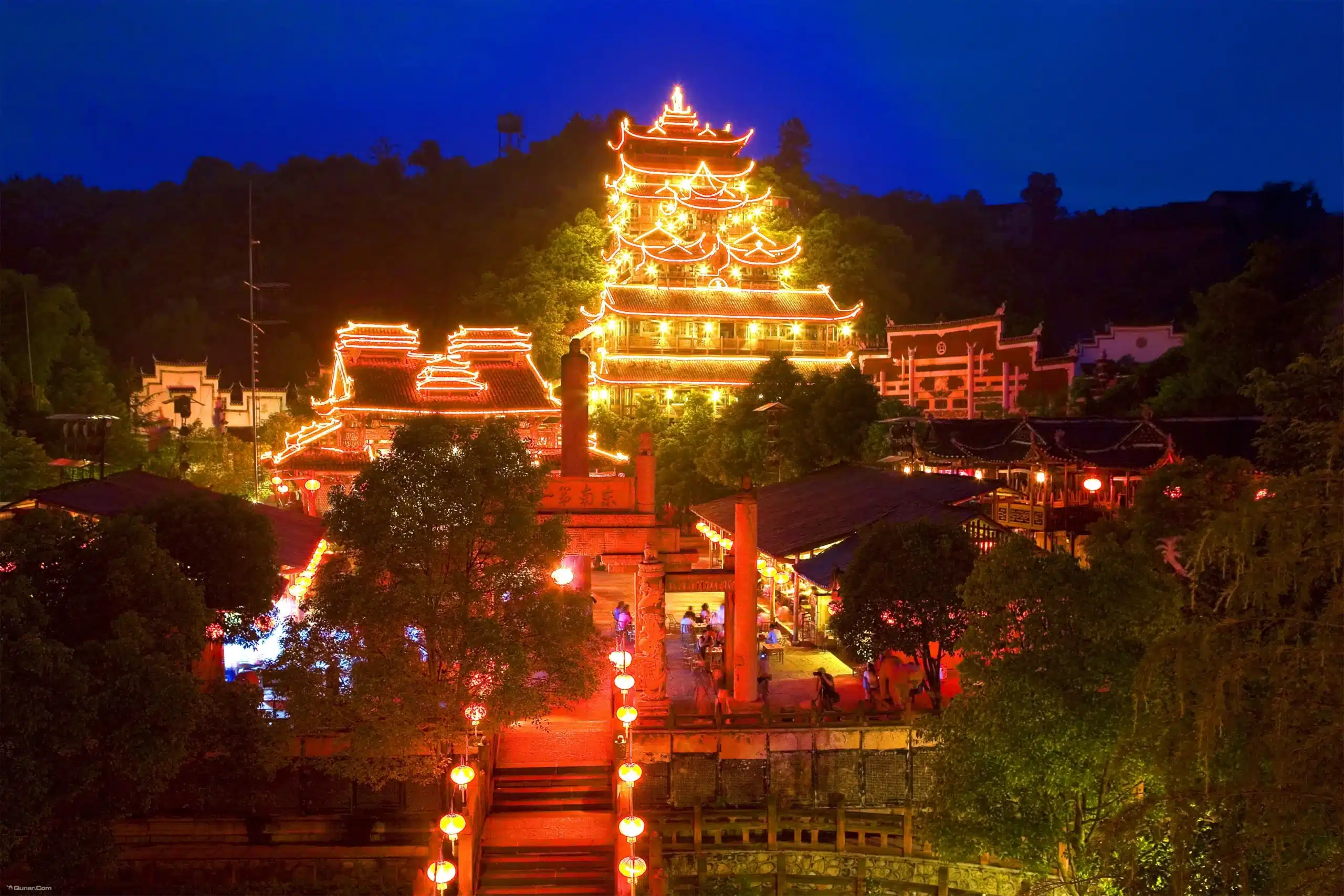 Парк национальных меньшинств Туцзя