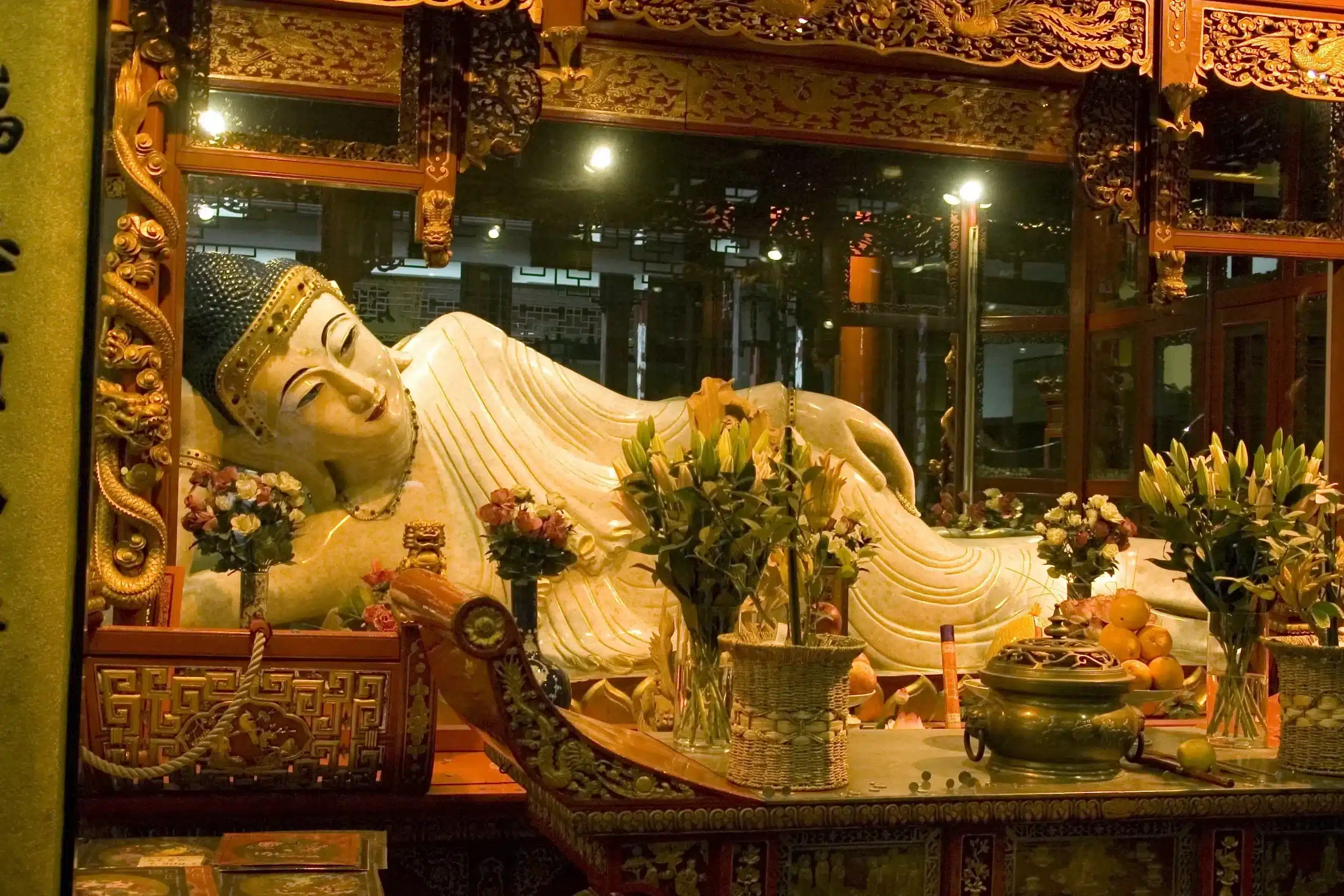 храм Нефритового Будды -Достопримечательности Шанхая