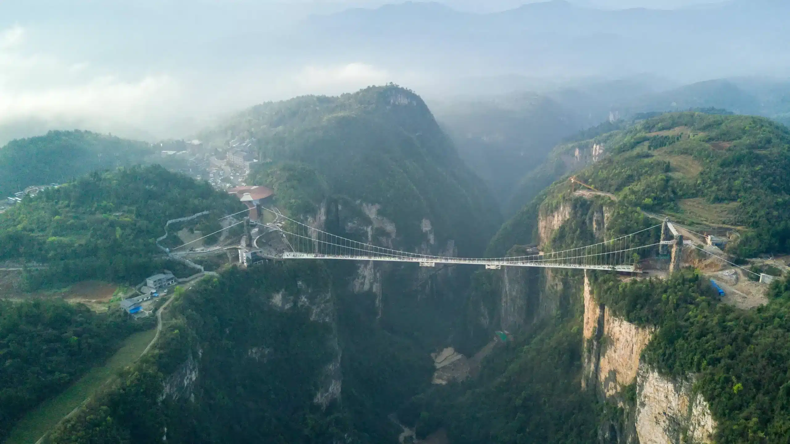 Стеклянный мост Чжанцзяцзе