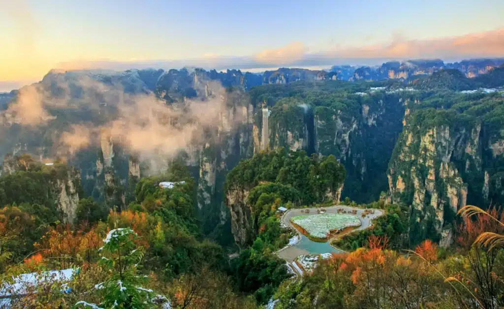 Что посмотреть в Китае: Национальный лесной парк Чжанцзяцзе
