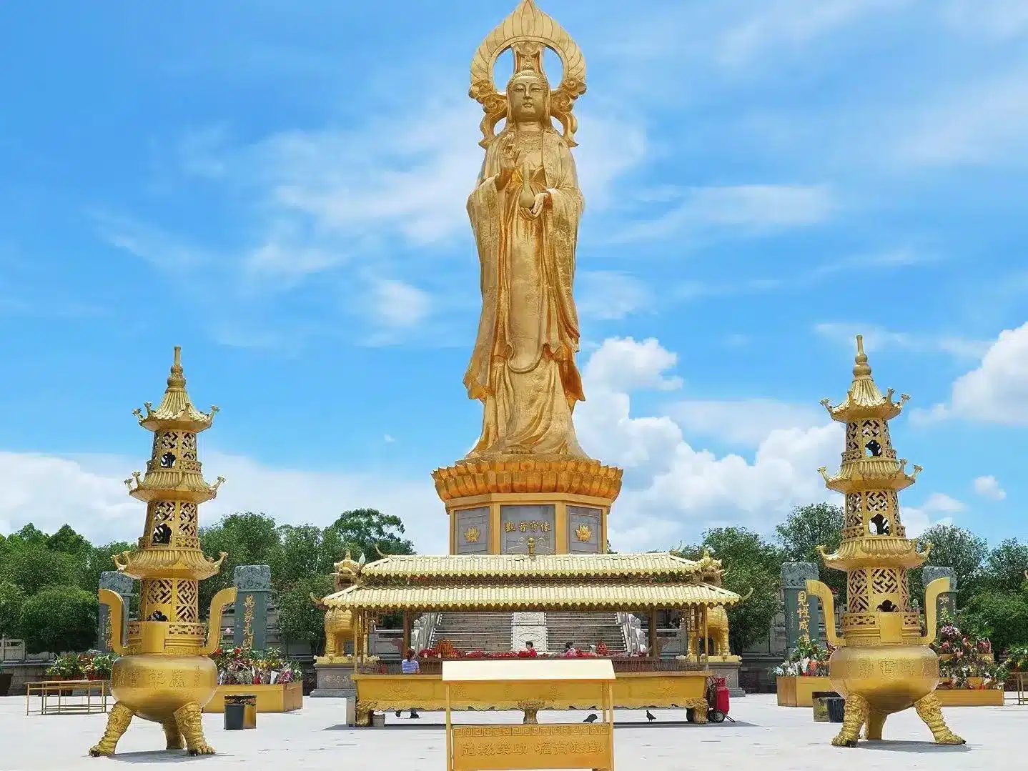 Гора Лотоса  в Гуанчжоу