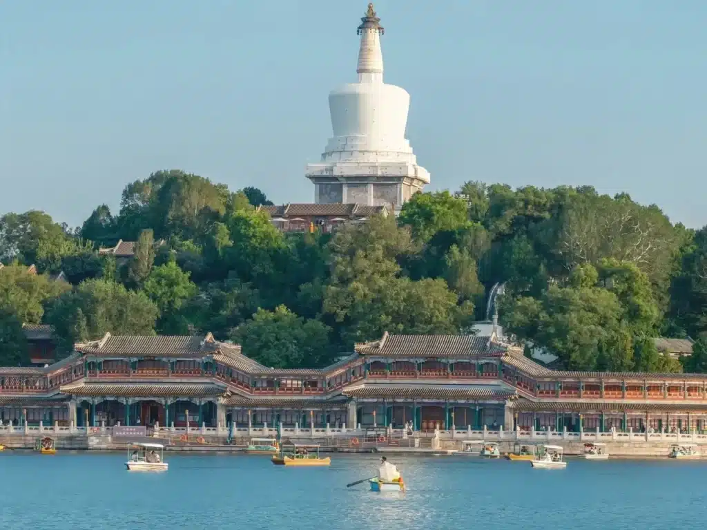 Парк Бэйхай в Пекине