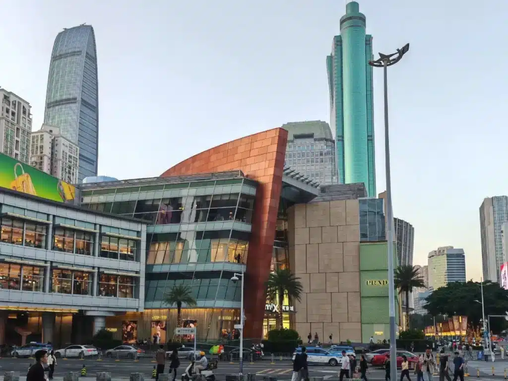 шопинг в Шэньчжэне: MixC  в Лоху